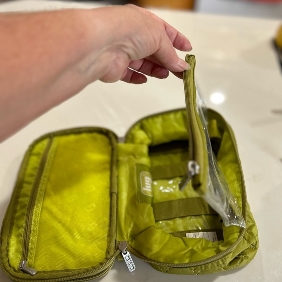 Lug makeup bag Grass green - Picture 10 of 10